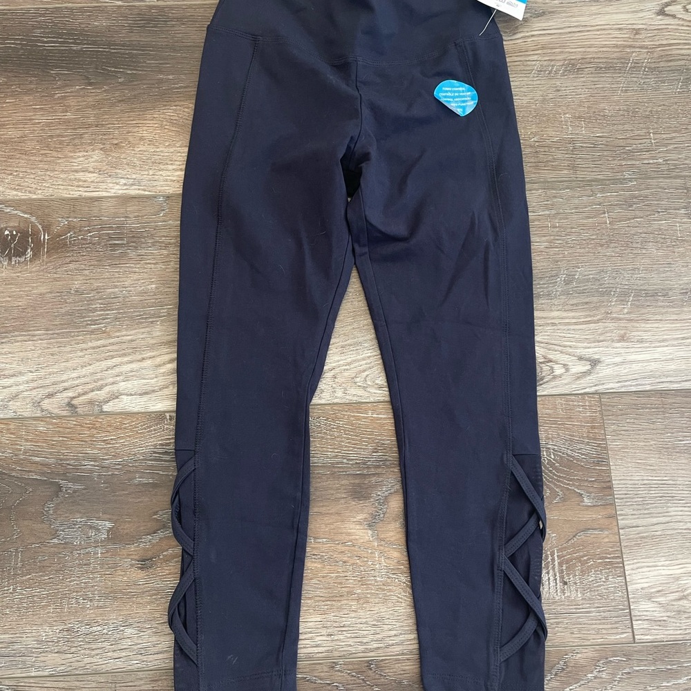 Marika navy Crisscross long Capri Leggings NWT size S